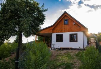 Libling Hru  ti  ka has Balcony rooms