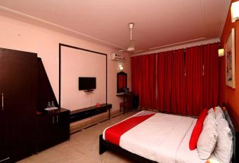 Flagship Dev Residency allows 18 year olds to book a room