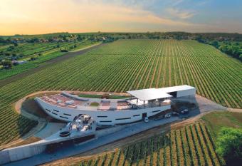 Vin  rstvo Predium Vr  ble has Balcony rooms