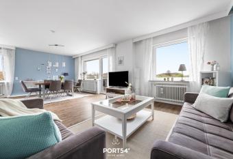 Strandhafer allows 18 year olds to book a room