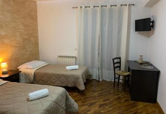 B&B Span   has Balcony rooms