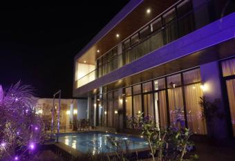 Twilight farm house has Balcony rooms