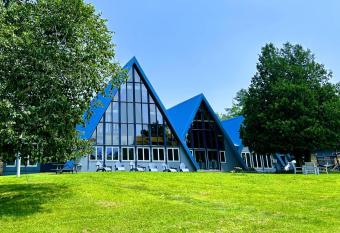 NewVida Preserve allows 18 year olds to book a room