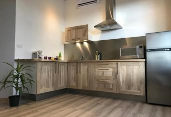 R  sidence Harmonie Appartement N 4 meubl   Avec Petit D  jeuner allows 18 year olds to book a room