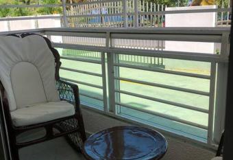 Elegant Apartament with Sea View has Balcony rooms