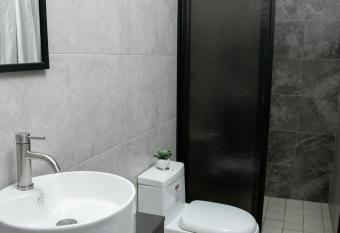 TORRE CARRANZA has Balcony rooms