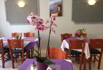 Isidora Hotel has Balcony rooms