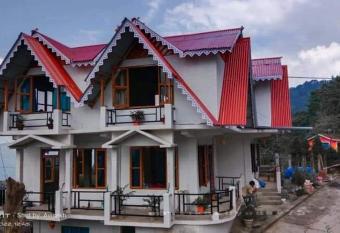 Sittong Avishek Homesty has Balcony rooms