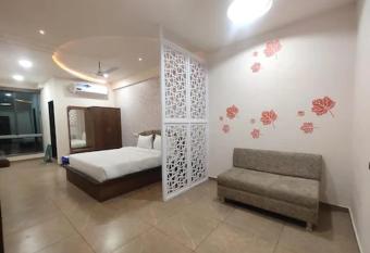 Unity Green Rooms has Balcony rooms