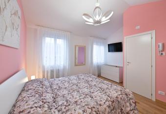 Ca  84 Burano has Balcony rooms