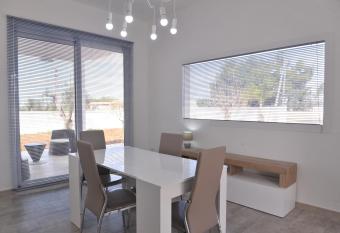 Villa Rachele allows 18 year olds to book a room