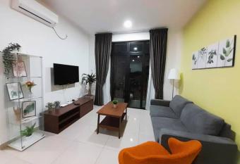 Crib 2 Homestay Desaru has Balcony rooms