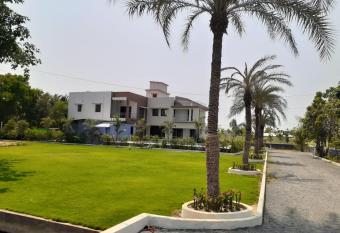 ART Resort & Farm House allows 18 year olds to book a room