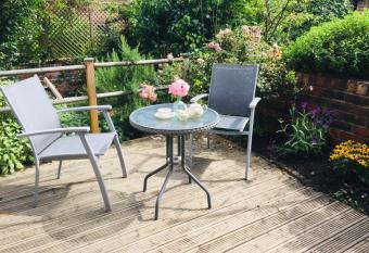 Perfect Sheffield Location for a Home from Home Stay has Balcony rooms