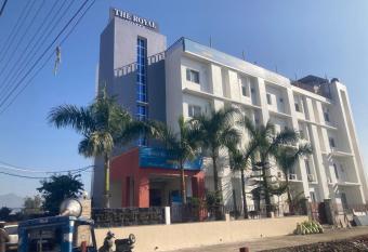 The Royal Hotel has Balcony rooms