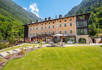 Villa Carona Hotel & Spa has Balcony rooms