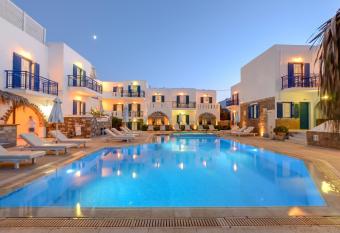 Agios Prokopios Hotel has Balcony rooms