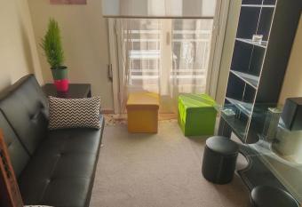 Useful Flat in Heraklion City Centre allows 18 year olds to book a room