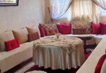 Appartement s  curis   has Balcony rooms