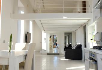 B&B Piazza a mare pozzuoli has Balcony rooms