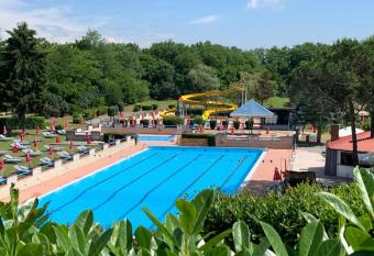 Piscina San Lorenzo has Balcony rooms