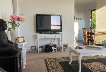 Hampton   s on Amy has Balcony rooms