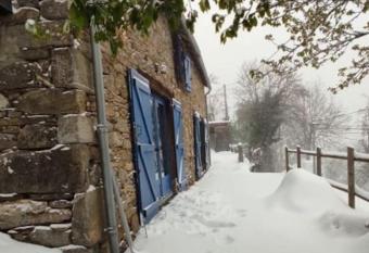 La Grange de l Ours allows 18 year olds to book a room