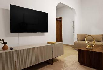 departamento en centro allows 18 year olds to book a room