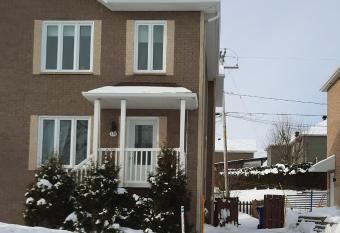 Escapade familiale has Balcony rooms