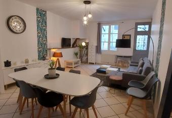 La Dodolela has Balcony rooms