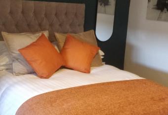 Free Derry Apartments allows 18 year olds to book a room