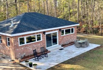Farm Life Experience has Balcony rooms