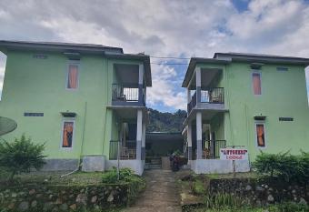 Antoneri Lodge has Balcony rooms
