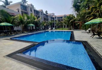 SUN N SEA Resort has Balcony rooms