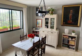 Casa La Fontanilla has Balcony rooms