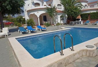 Aloy has Balcony rooms