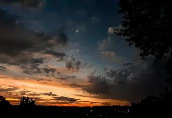 (null) has Balcony rooms