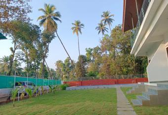 Sk Resort allows 18 year olds to book a room