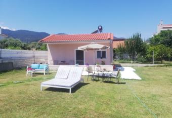 Villa Green House has Balcony rooms