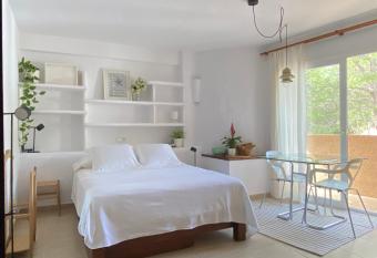 CALMA Es Pujols allows 18 year olds to book a room