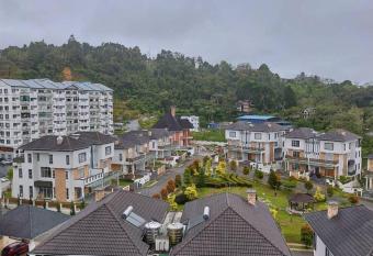 Redzo Propnex Homestay has Balcony rooms