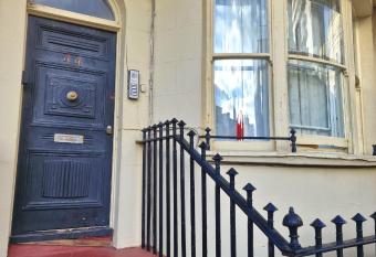 Enjoy your visit in Brighton allows 18 year olds to book a room