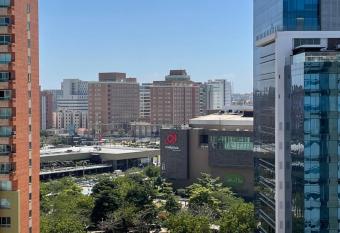 Apartamento familiar de lujo has Balcony rooms