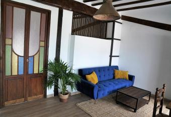 Coqueta Casita de Pescadores frente al Puerto has Balcony rooms