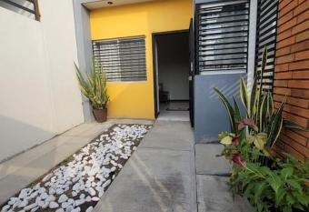 Casa totalmente nueva has Balcony rooms