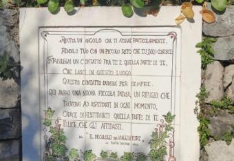 La casa dei ciucciarielli allows 18 year olds to book a room