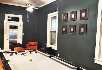 Cartwright Inn allows 18 year olds to book a room