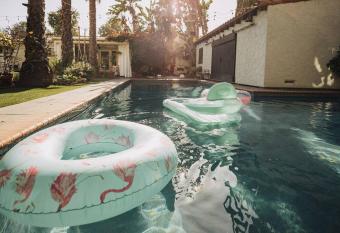 Pool/ Spa~Stunning Modern Oasis- The Noho House has rooms with a private hot tub