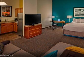 Residence inn marriott allows 18 year olds to book a room