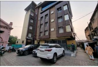 Vitthal Homestay allows 18 year olds to book a room